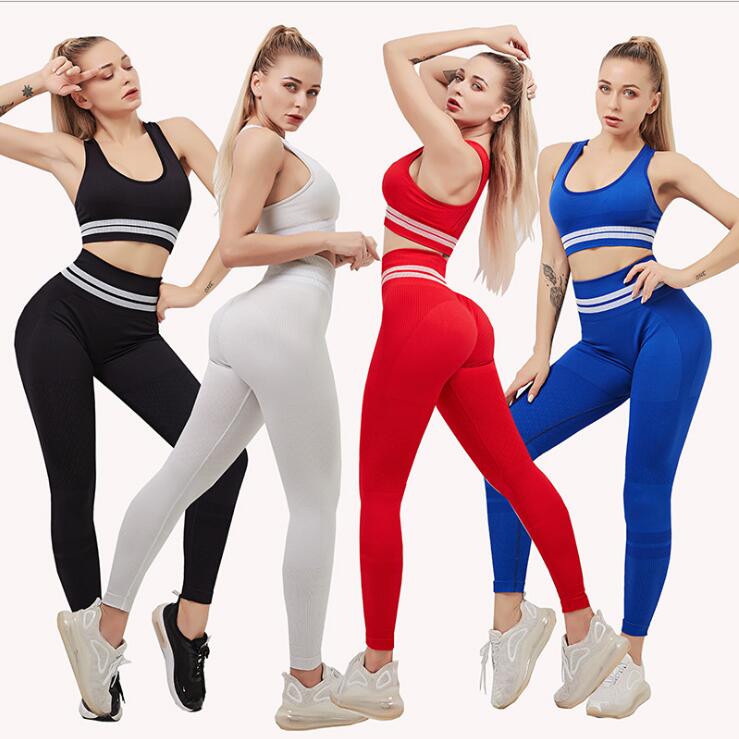 Seamless Yoga Set — Sports Bra and High-Waist Legging Tracksuit